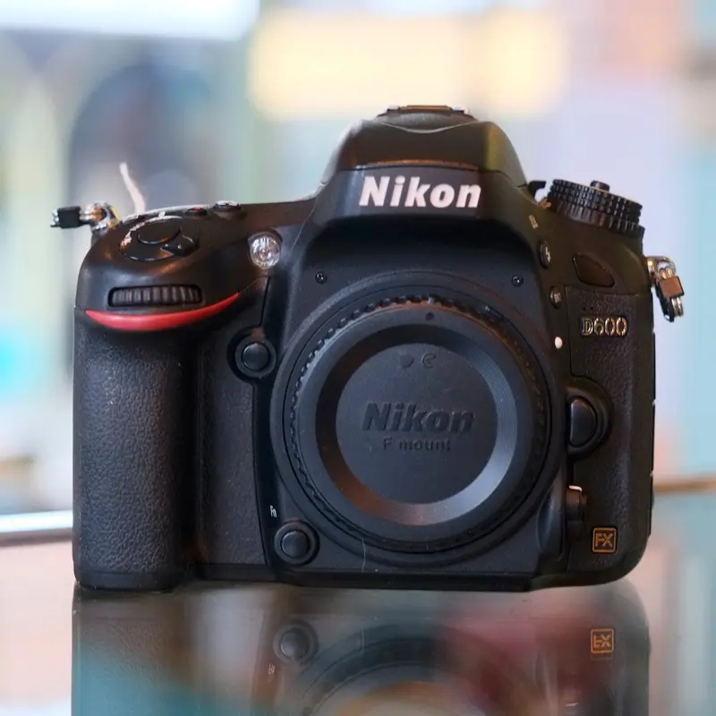 Nikon D600