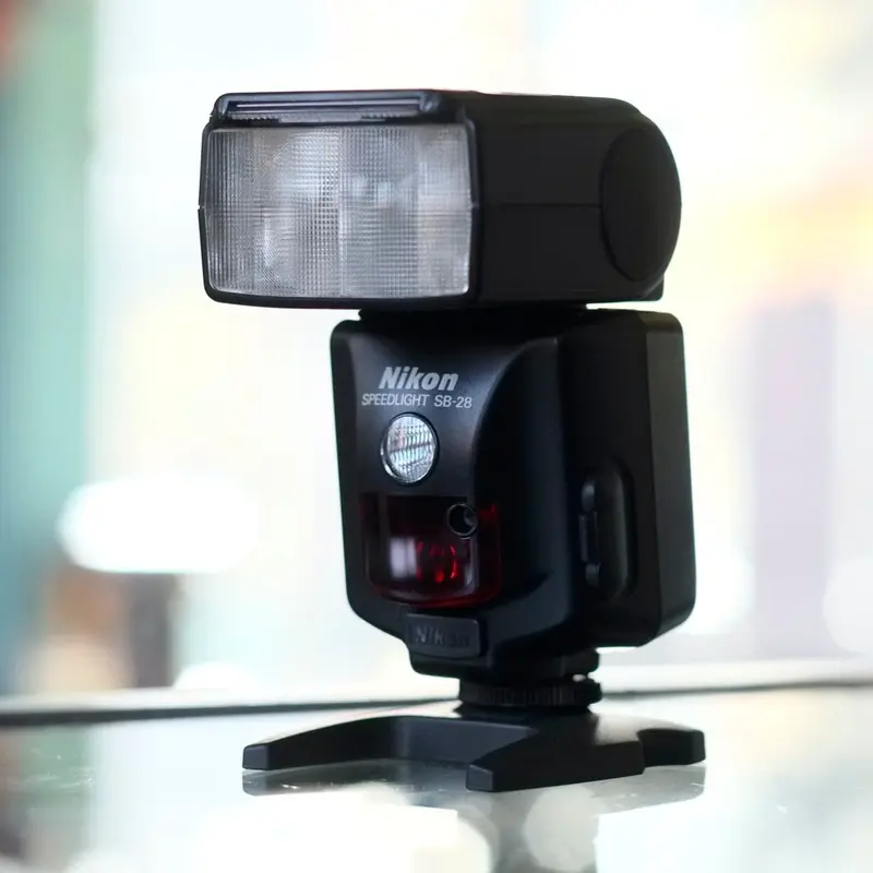 Nikon Speedlight SB-28