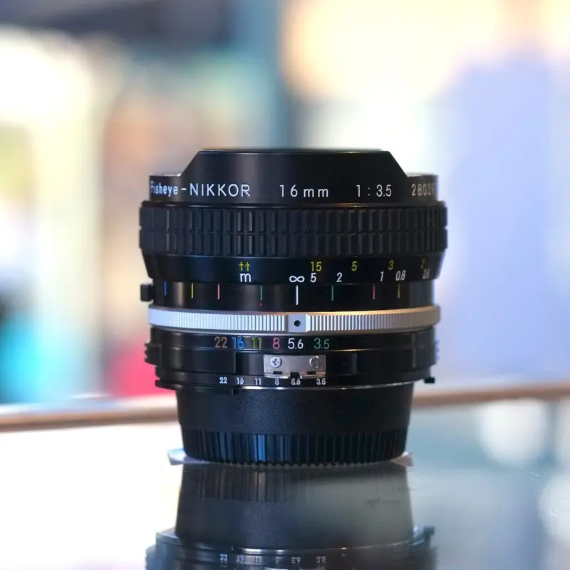 Nikon 16mm f2.8 Fisheye-Nikkor