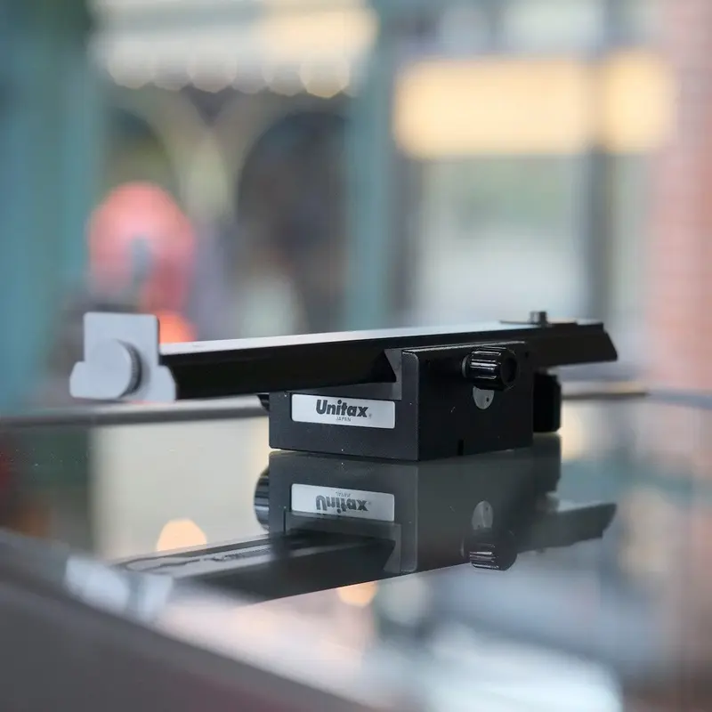 Unitax Focusing Track