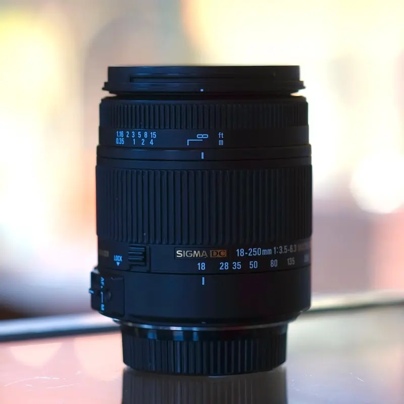 Sigma DC 18-250mm Macro HSM for Nikon F