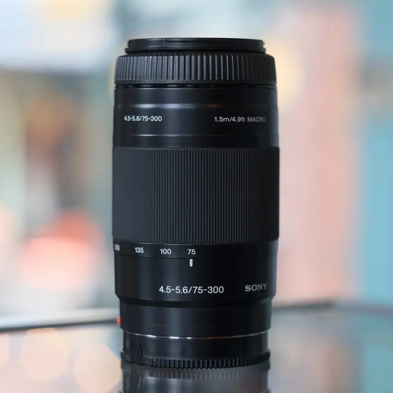 Sony 75-300mm f4.5-5.6 for Sony/Minolta AF