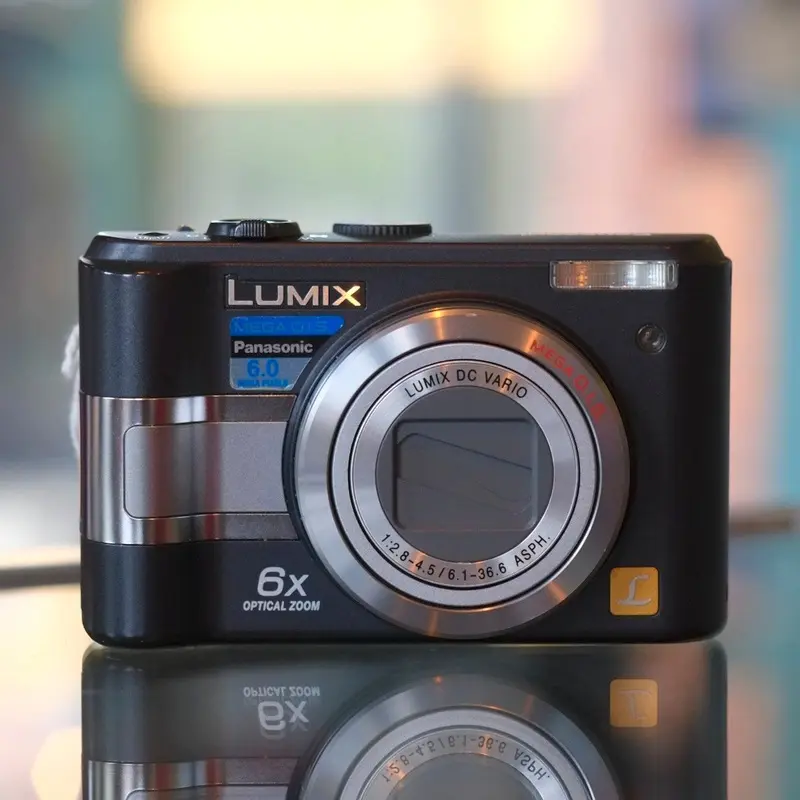 Panasonic Lumix DMC-LZ5