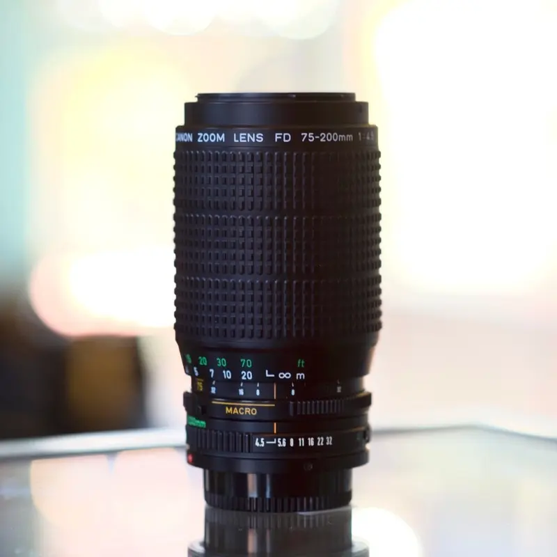 Canon FD 75-200mm f4.5