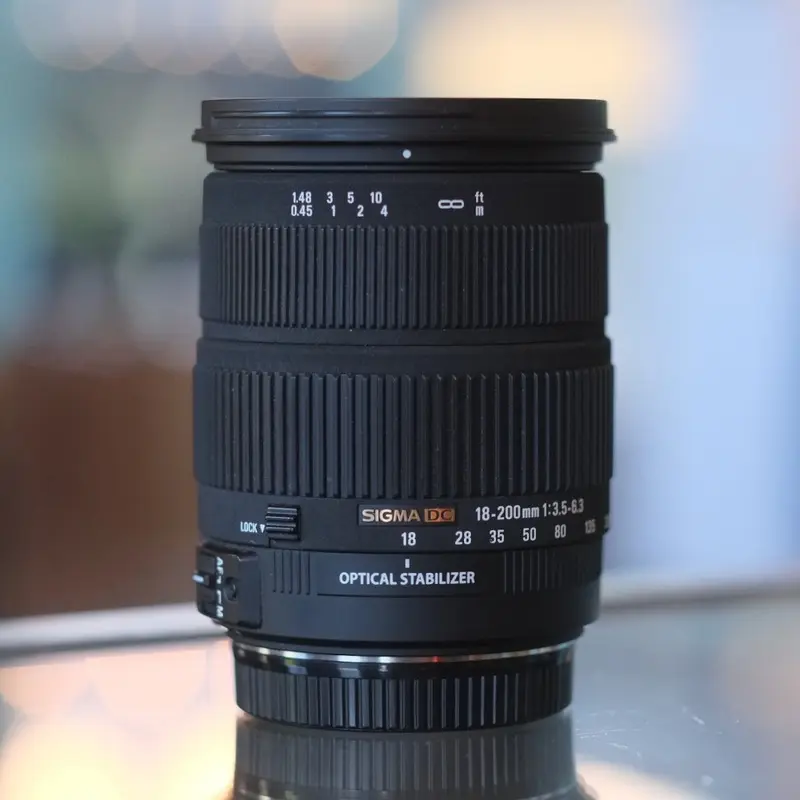Sigma 18-200mm f3.5-6.3 DC OS for Canon EF-S