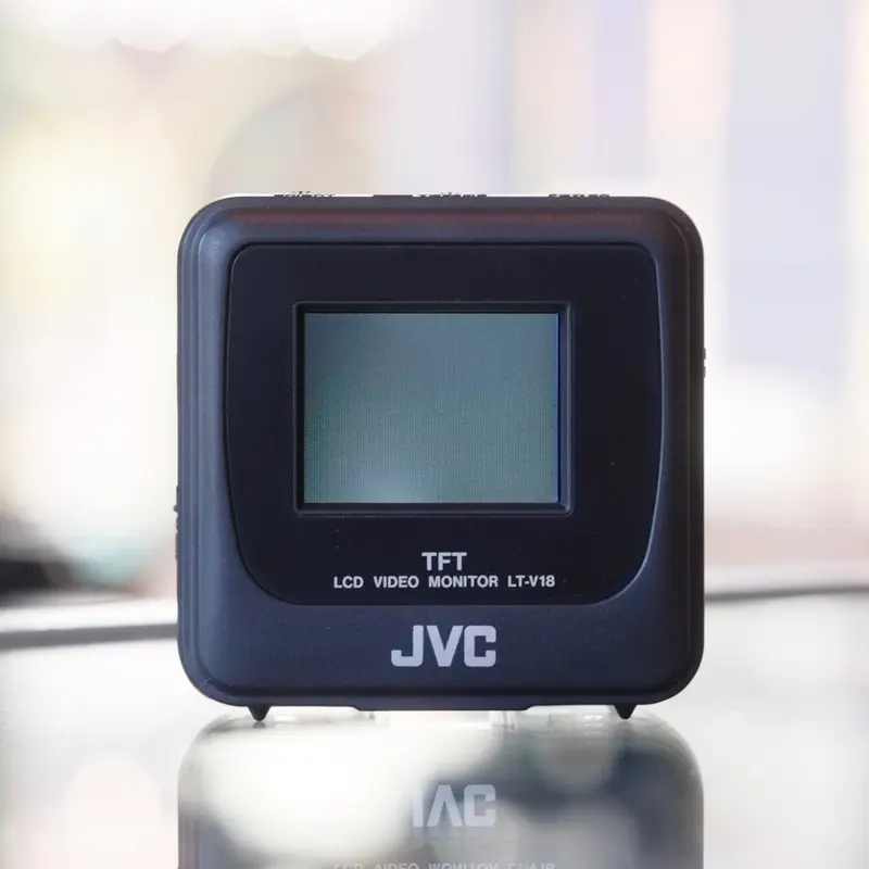 JVC LT-V18U