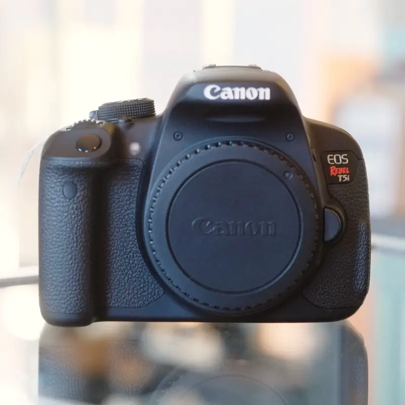 Canon EOS Rebel T5i