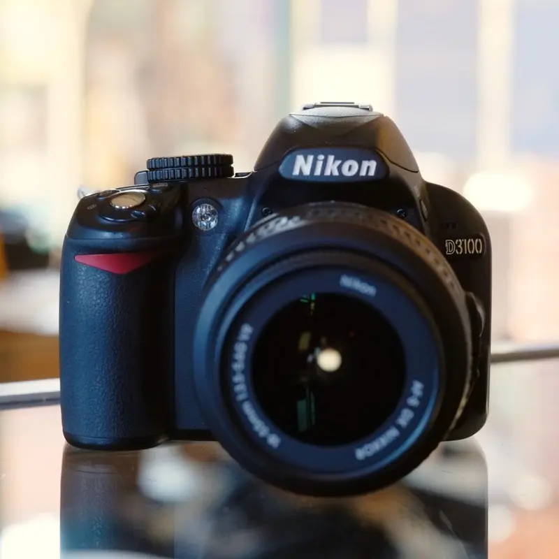 Nikon D3100 with Nikon 18-55mm f3.5-5.6G VR Nikkor
