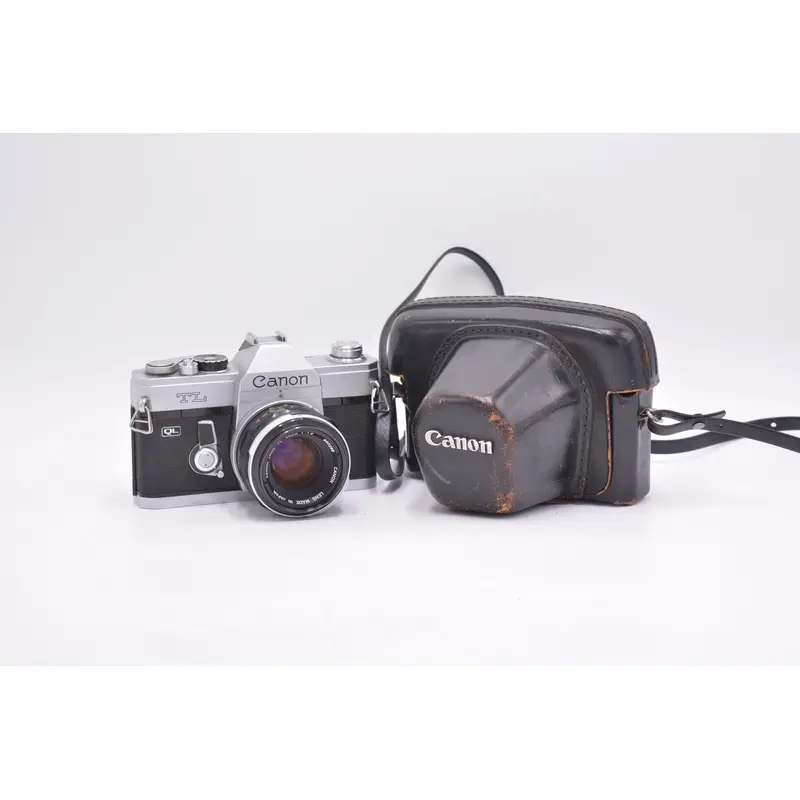 Canon TL QL-39761 Camera 50mm f/1.8 W/ Leather Case, Used