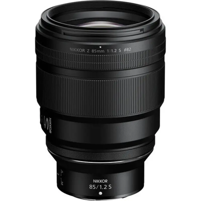 Nikon Z 85mm f/1.2 S, 82