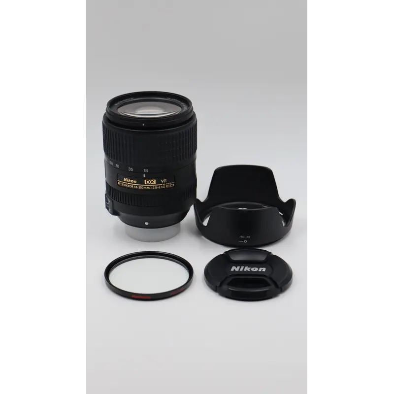 Nikon AFS18300-03187 AF-S DX 18-300mm f/3.5-6.3G ED VR Lens, Used