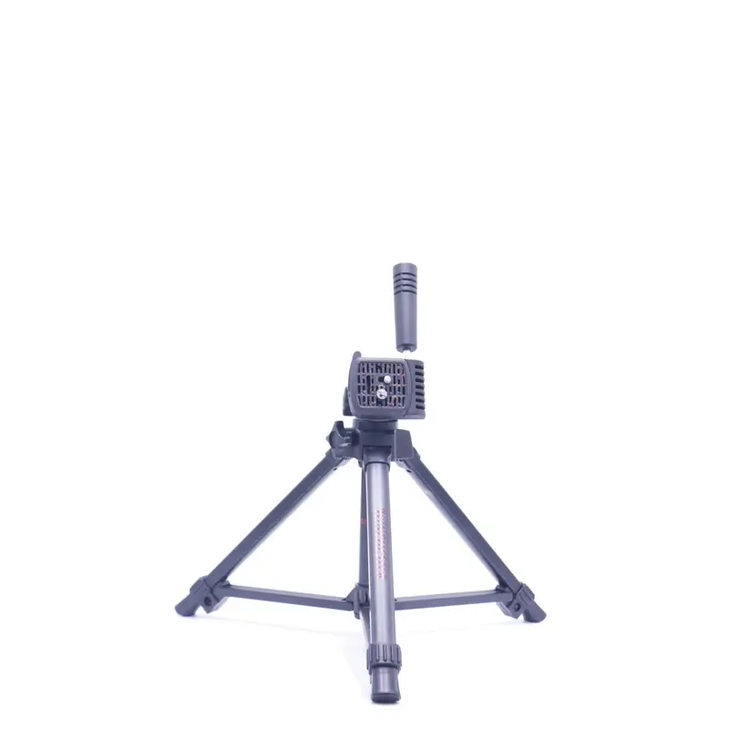 Winchester SMTRIPOD-16536 Small Aluminum Tripod W/Plate, Used
