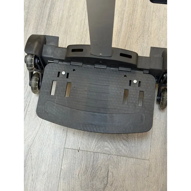 Generic Luggage Roller, Used
