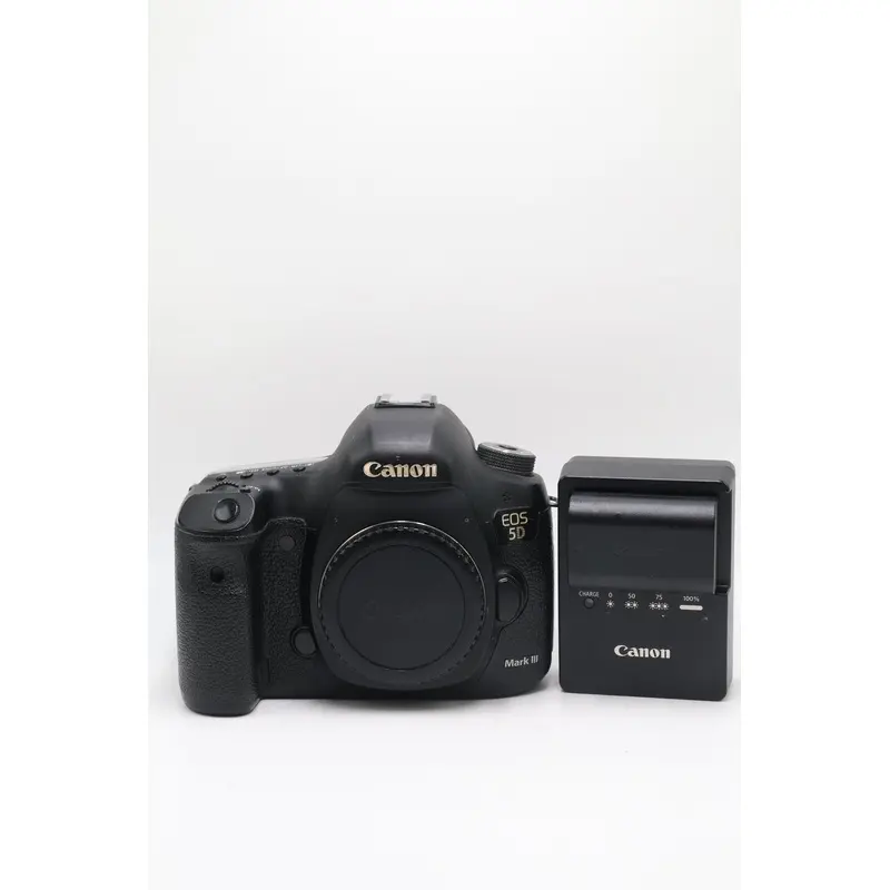 Canon EOS5DIII-05580 EOS 5D Mark III DSLR Camera Body Only, Used